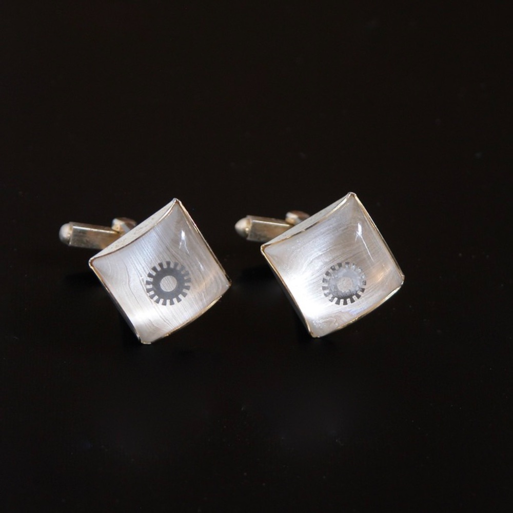 Vintage 2-Tone Clear Lucite Cufflink Set